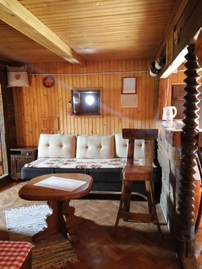 Robinzonski Smjestaj Tepes Тухельське Топліце Екстер'єр фото